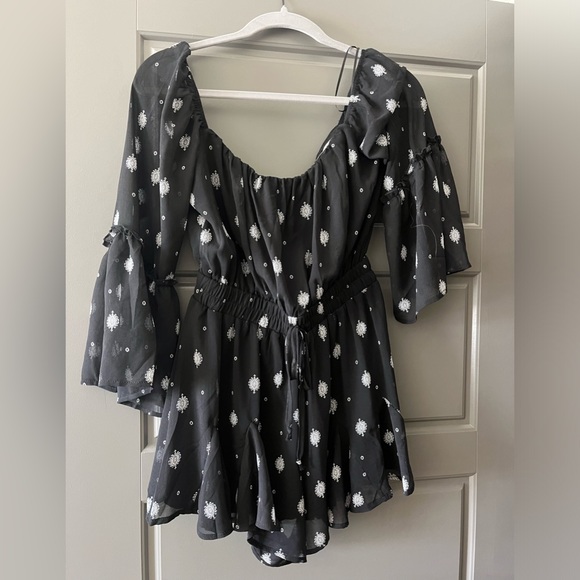 Francesca’s romper NWT Small - Picture 1 of 3
